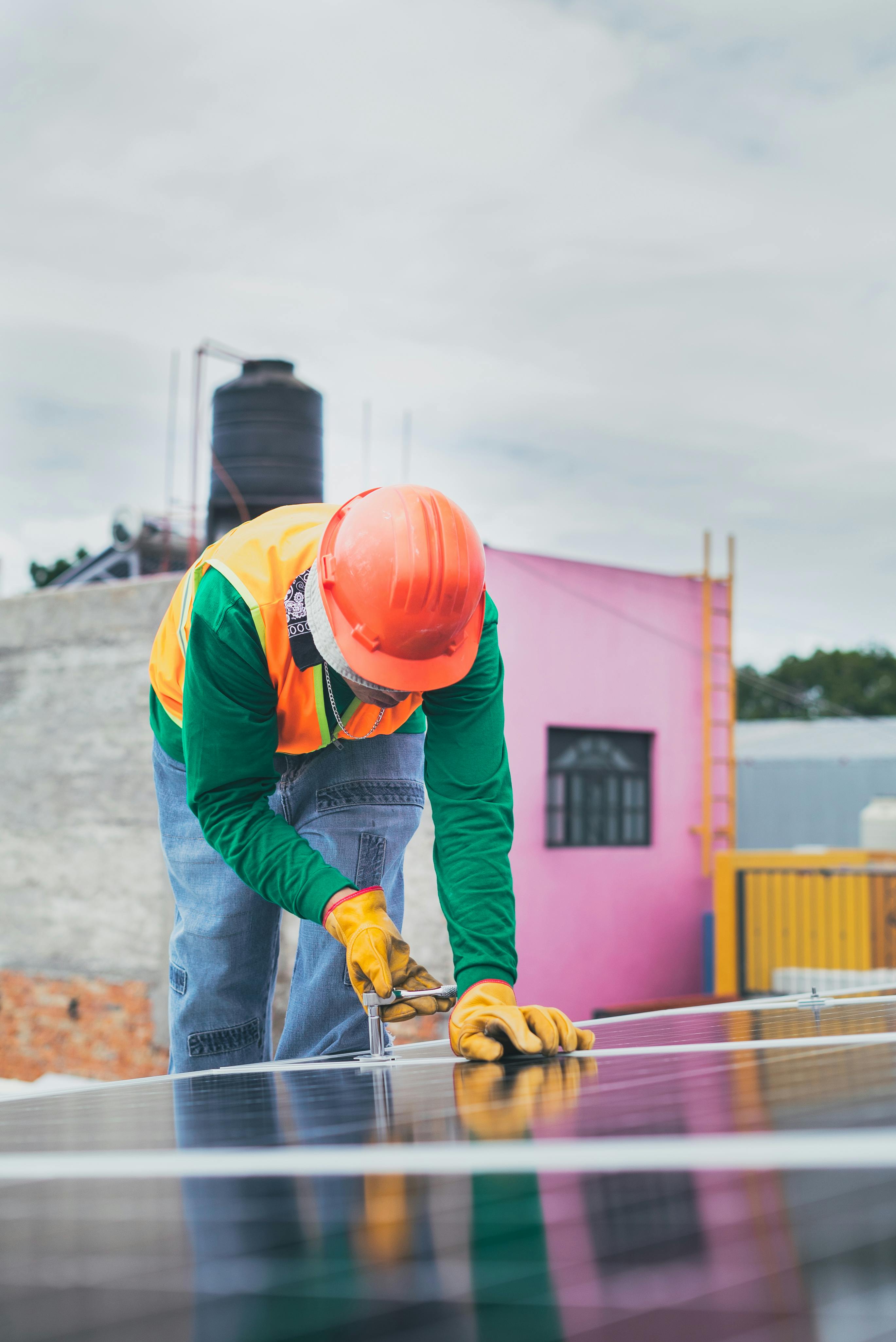 Reliable Solar Panel Maintenance Services in Udaipur